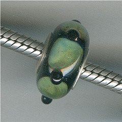 glass beads chamilia
